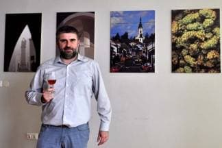 Kroz ¨profesorski¨ objektiv: ¨Fotografija i vino nas vraćaju u neke prošle, ugodne trenutke¨