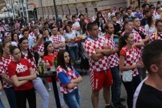 Dođite i podržite Vatrene u 21 sat u pješačku zonu