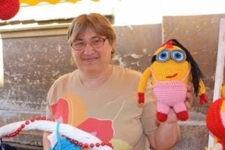 Mnoštvo rukotvorina iz domaće i tradicionalne proizvodnje