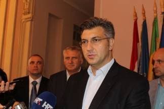 Plenković: ¨Napori koji su uloženi od strane HDZ-ovih ministara ostali su u sjeni drugih političkih oblaka¨