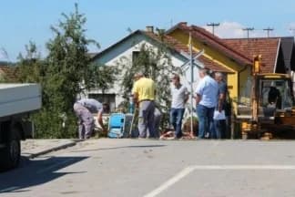 Izgradnja pješačog pružnog prijelaza u Pleternici pri kraju