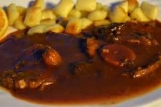 Dalmatinska pašticada s njokima