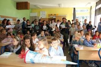 Porast upisanih prvašića u Poljani te u područnim školama izvan Lipika i Pakraca