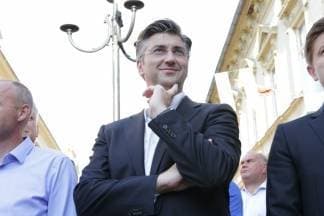 Biramo između isključivosti, eksperimenta, i boljitka