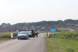 Tri automobila sudjelovala u lančanom sudaru na Vojnoj cesti