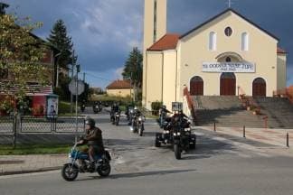 Rekordnih 140 motora u povorci za treći rođendan moto kluba iz Lipika
