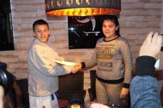 Luka Brus zahvaljujući dobrim ljudima ide na karate natjecanje u Švicarsku