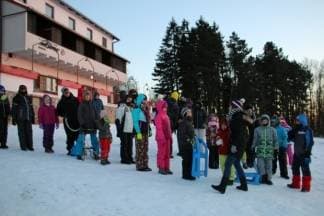 Zimovanje 40 djece iz Podsuseda na Omanovcu