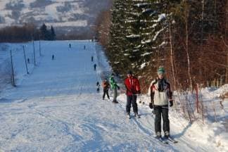 Brojni skijaši i izletnici na Omanovcu
