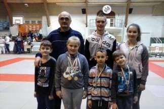 Četiri zlata s natjecanja u Mađarskoj