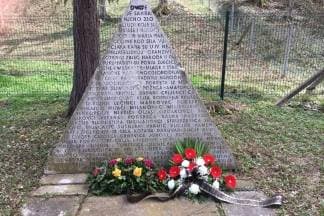 UABA Požega položila vijence žrtvama Drugog svjetskog rata kod Kamenskog Vučjaka