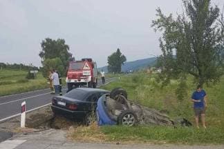 Dvoje ozlijeđenih u prometnoj nesreći kod Daranovaca