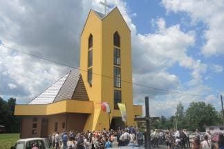 Blagoslov crkve sv. Petra u Banovoj Jarugi