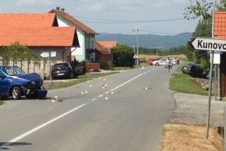 U prometnoj nesreći u Kunovcima sudjelovala tri automobila, više osoba ozlijeđeno