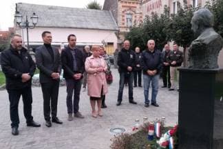 Gradski čelnici i predstavnici udruga Pakraca obilježili Dan neovisnosti Republike Hrvatske