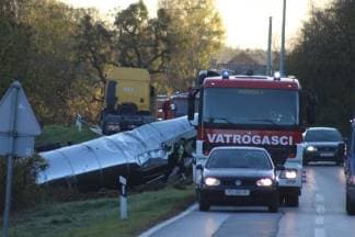 U Oblakovcu se prevrnula cisterna s bitumenom, postoji opasnost od izlijevanja
