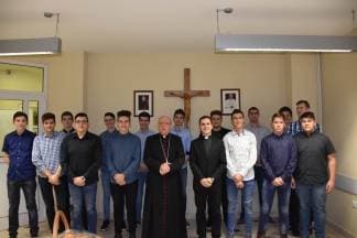 Na blagdan sv. Nikole biskup Škvorčević posjetio Kolegij