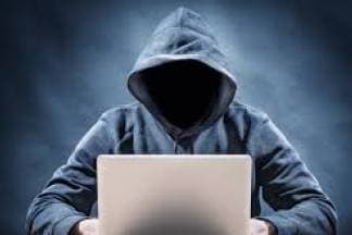 Zašto uhodimo ljude na internetu?