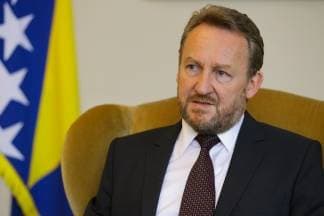 Što se krije iza Izetbegovićeve izjave da će BiH priznati Kosovo?