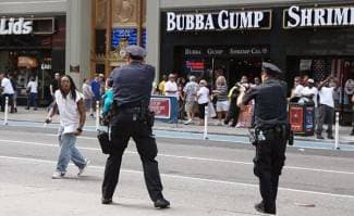 Američki policajci ubili čovjeka s 12 hitaca: Nužna samoobrana?
