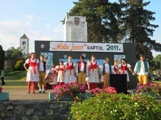 Skoro 400 sudionika na smotri dječjeg češkog folklora