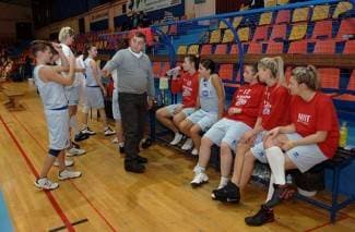 Košarkašice Požege pobijedile Podravac i izbile na 1. mjesto