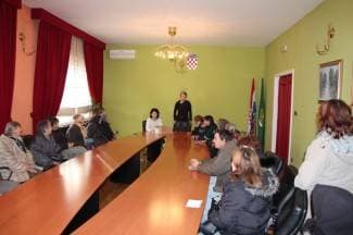 Socijalno najugroženiji Pleterničani dobili pomoć za ogrjev