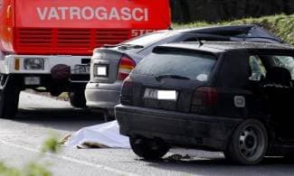 U sudaru poginuo muškarac, ozlijeđene još 4 osobe