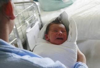 Natalitet nam ipak raste: Lani 33 bebe više nego u 2011. godini