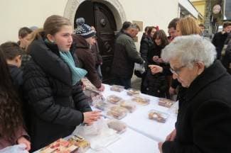 Planuli kolači: Vjernici se nesebično uključili u akciju