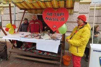 Sve je više obiteljskih nasilnika: Javite se ako trebate pomoć!