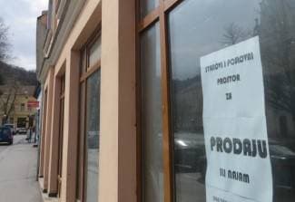 Prostori zjape prazni, ali najmodavci teško spuštaju cijene