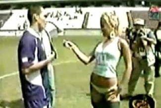 Brazilska novinarka se skinula usred razgovora s nogometašem