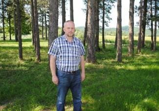 Gubar glavonja brsti sve pred sobom, šume gube zelenu boju