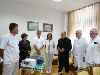 Caritas poklonio požeškoj bolnici nove instrumente