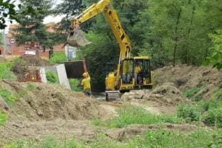 Pojavilo se opasno klizište, grade potporni zid uz Stražemanku