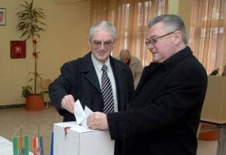 Ronka podržalo 98 posto SDP-ovih glasača, Cesarika svi