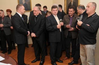 Oporba bojkotirala božićni domjenak kod Neferovića (foto)