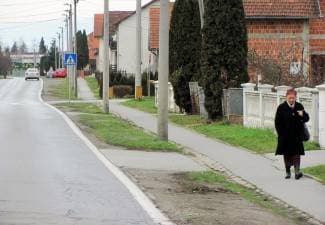 Za samo 2 dana poskidani nelogični prometni znakovi u Lipiku