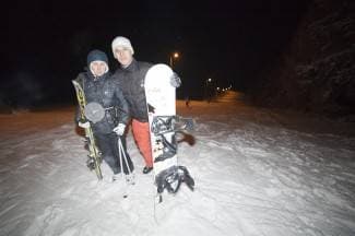 Prvi skijaši i boarderi otvorili skijašku sezonu (foto)