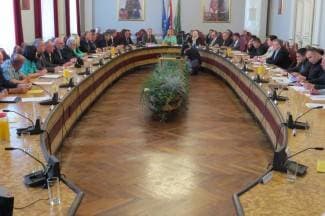 Prepucavanja raspravu o sudovima bacila u drugi plan