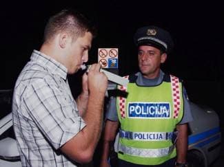 Za 2 posto smanjen udio nesreća pod utjecajem alkohola