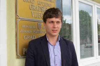 Budimir: Bude li potrebno smanjit ćemo plaće u gradskoj upravi