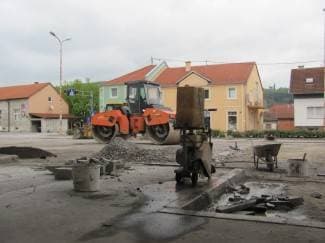 Do Uskrsa novi asfalt i uređeni peroni