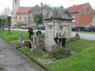 Česma je očišćena, ali trebat će joj temeljita obnova (foto)