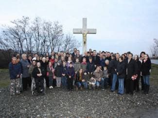 Obnovljen križ u Radovancima (foto)