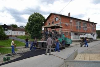 Asfaltiraju se ulice u Dervišagi; na redu Vidovci i Novo Selo