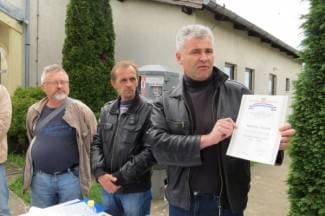Posvađali se branitelji; letjele i šake