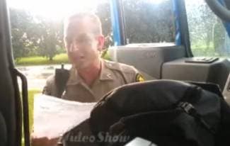 Vozač kamiona zaustavio policajca zbog prebrze vožnje (video)