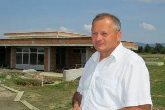 Ne nazire se kraj izgradnje, Kovačević optužuje državu